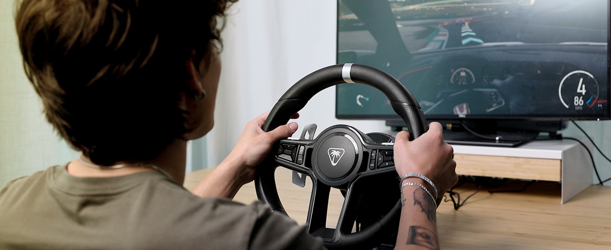 Turtle Beach VelocityOne Race KD3 賽車方向盤與踏板